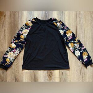 SHEIN Classic Black Top